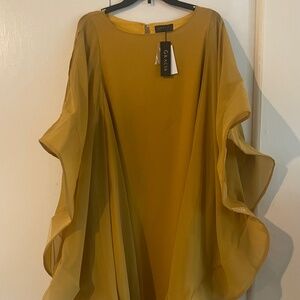 New with tags gracia tunic with wide sleeves